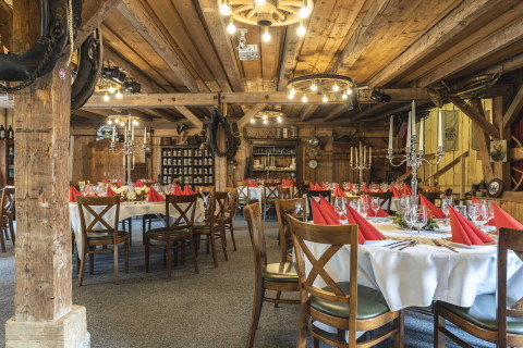 Neumaiers Hirsch | Gastronomische Perle des Rothtals, Hochzeitslocation Weißenhorn-Attenhofen, Kontaktbild