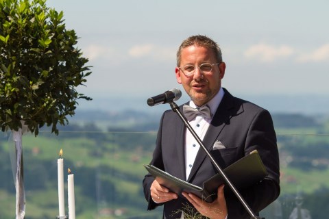 Kontaktbild Unsere freie Trauung Kontaktbild Unsere freie Trauung, Freie Redner & Theologen Ulm, Neu-Ulm