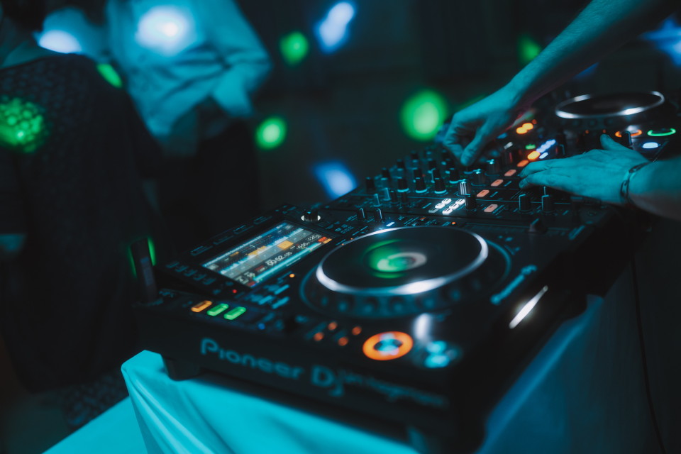 Tim Hagemann - Hochzeits-DJ | Zauberer | Fotobox, Musiker &middot; DJ's &middot; Bands Ulm, Logo
