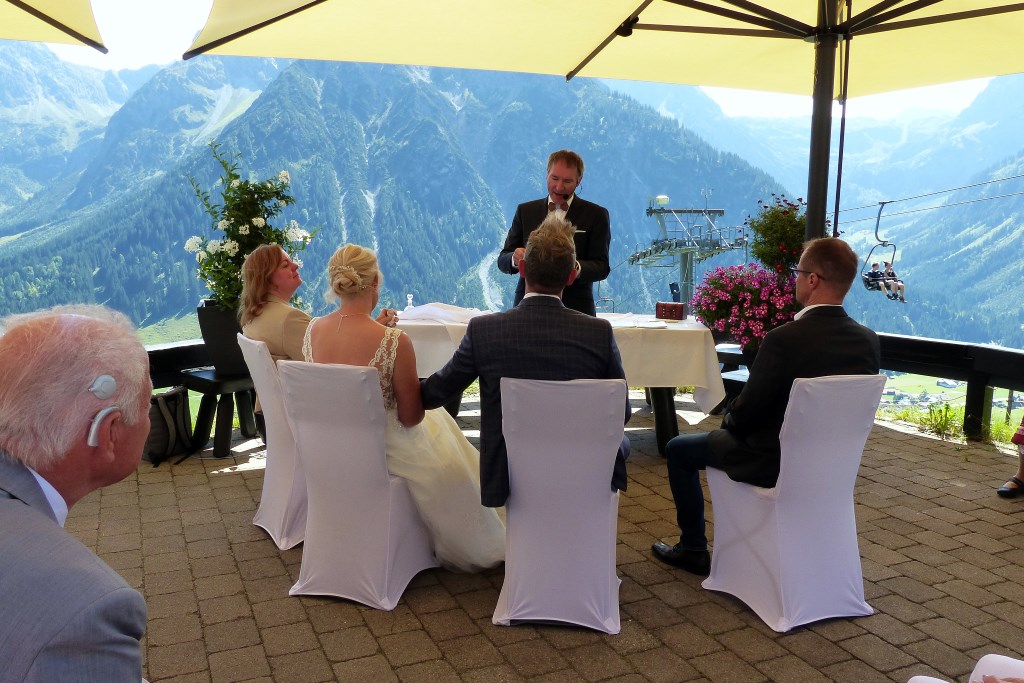 Trauung mit Bergblick